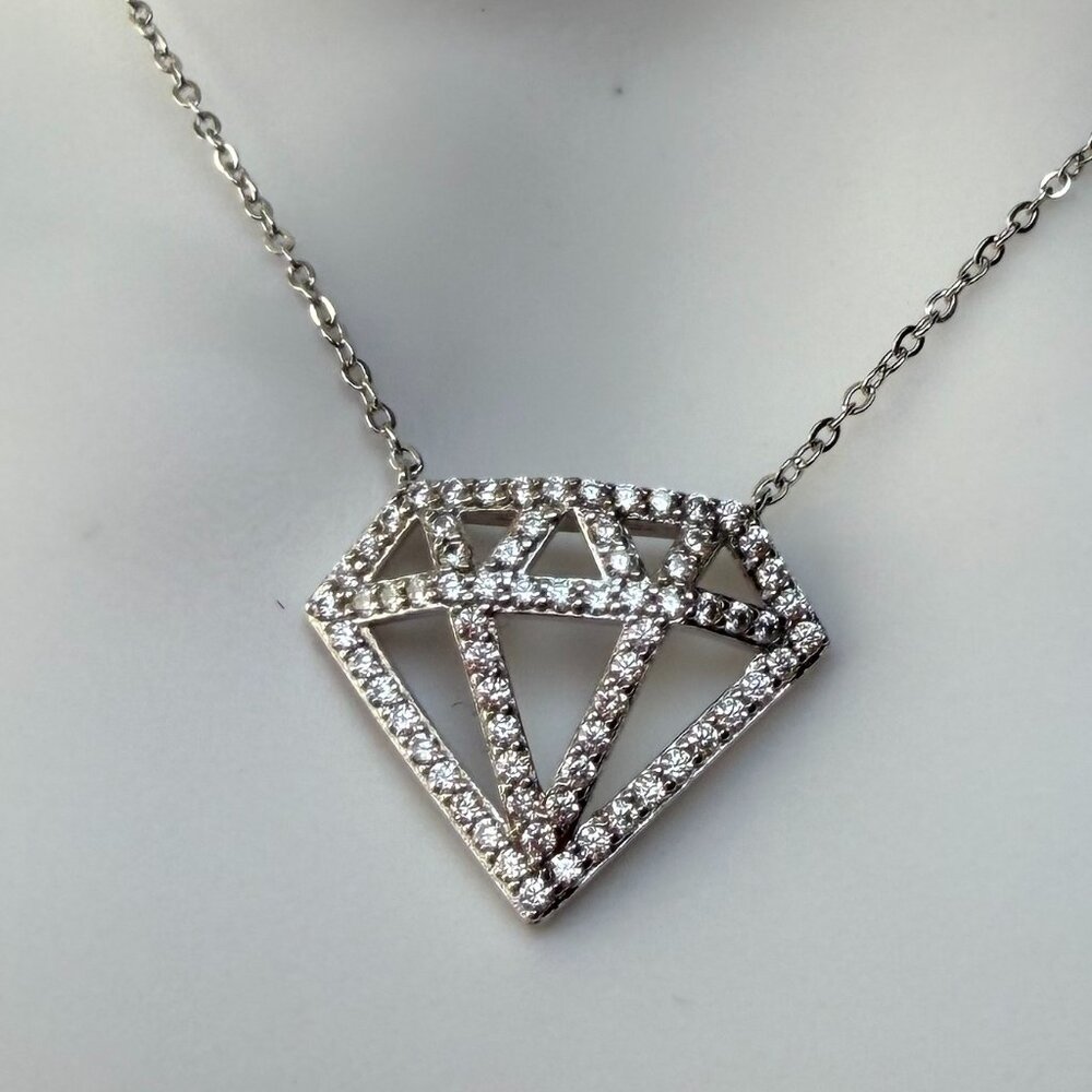 New In Box Radiance by Absolute Sterling Silver Diamond Shape 2D Necklace